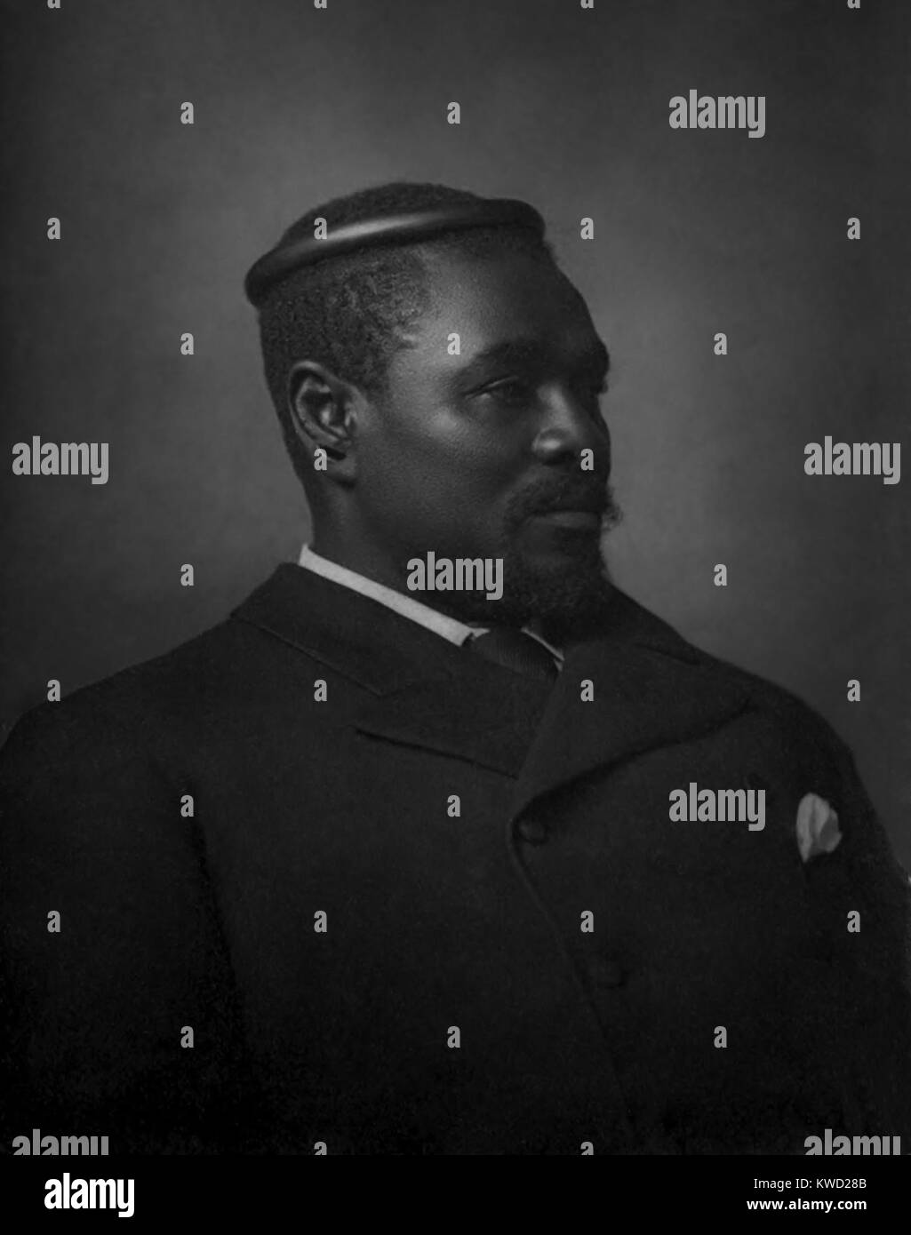 König Cetshwayo led der Unabhängige Staat Zululand während der Anglo-Zulu Krieg von 1879. Britische Forderungen für seine Abrüstung begann der Krieg. In der legendären Schlacht von Isandlwana, 31.01.1879, Zulus eine britische Kraft zerdrückt, das Töten von 1300. Im Juli 1879 die britische gewann die Schlacht von Ulundi und Cetshwayo abgesetzt wurde und ins Exil geschickt. Der Schlacht von Isandlwana, ist das historische Ereignis militärischen persifliert in Monty Pythons DER SINN DES LEBENS, 1983 (BSLOC 2017 20 42) Stockfoto