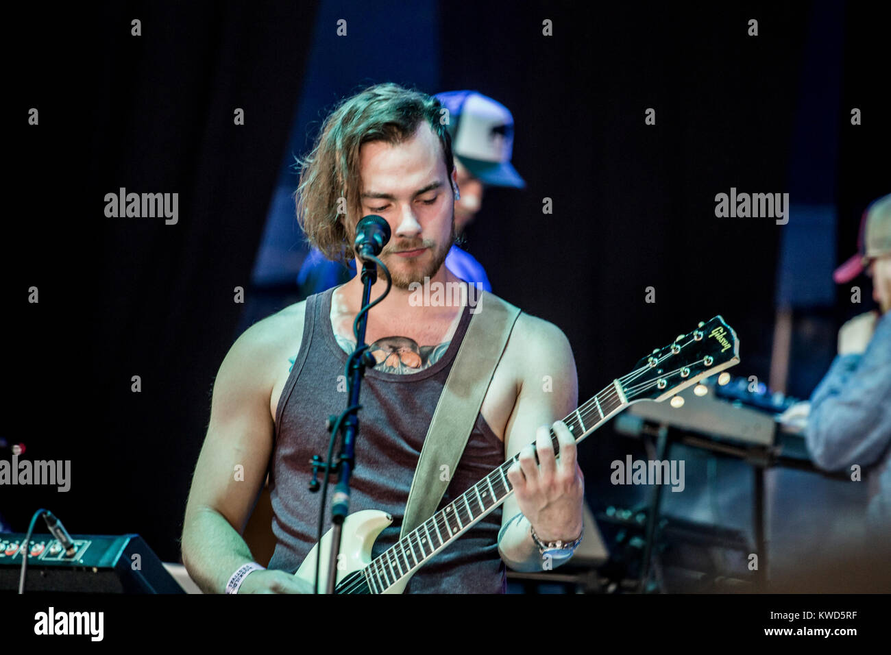 Die isländischen Musiker und Sänger und Songwriter Ásgeir Trausti führt ein Live Konzert bei den Danish Music festival Roskilde Festival 2013. Dänemark, 07.07 2013. Stockfoto
