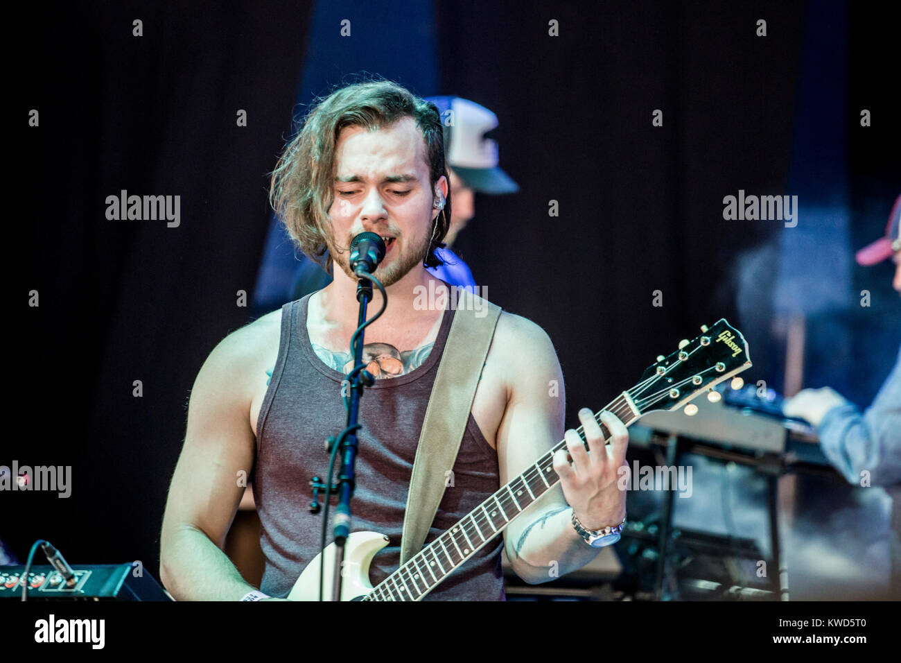 Die isländischen Musiker und Sänger und Songwriter Ásgeir Trausti führt ein Live Konzert bei den Danish Music festival Roskilde Festival 2013. Dänemark, 07.07 2013. Stockfoto