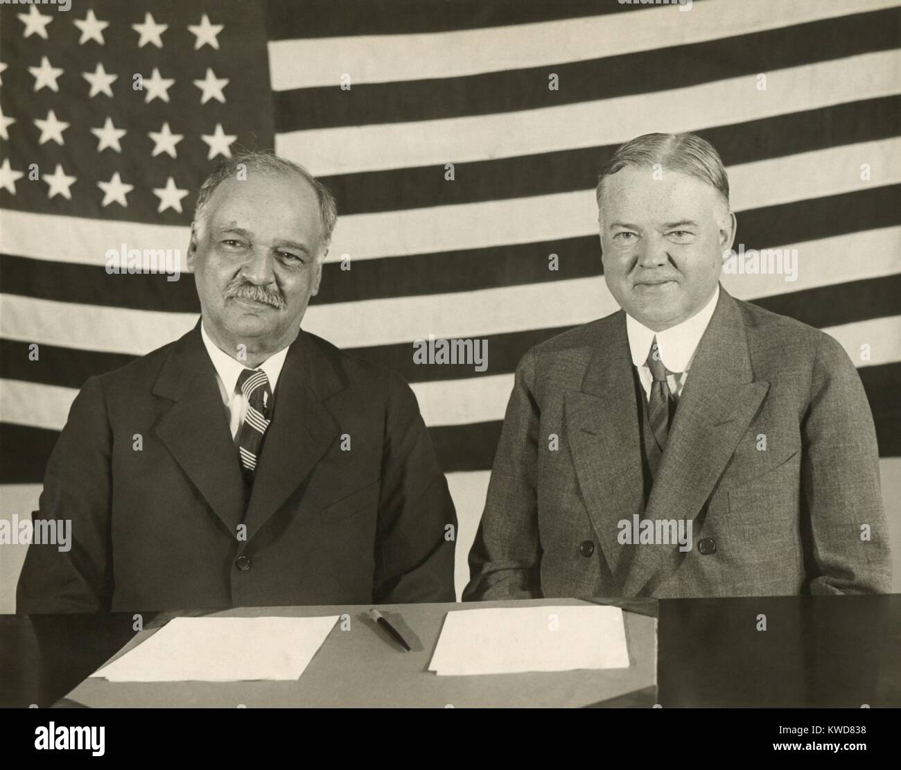 1928 Republikanischer laufende Gehilfen, Herbert Hoover (rechts) und Charles Curtis. 1928, Hoover war anschließend Staatssekretär für Handel und Curtis wurde Mehrheitsführer im Senat. (BSLOC 2015 16 62) Stockfoto
