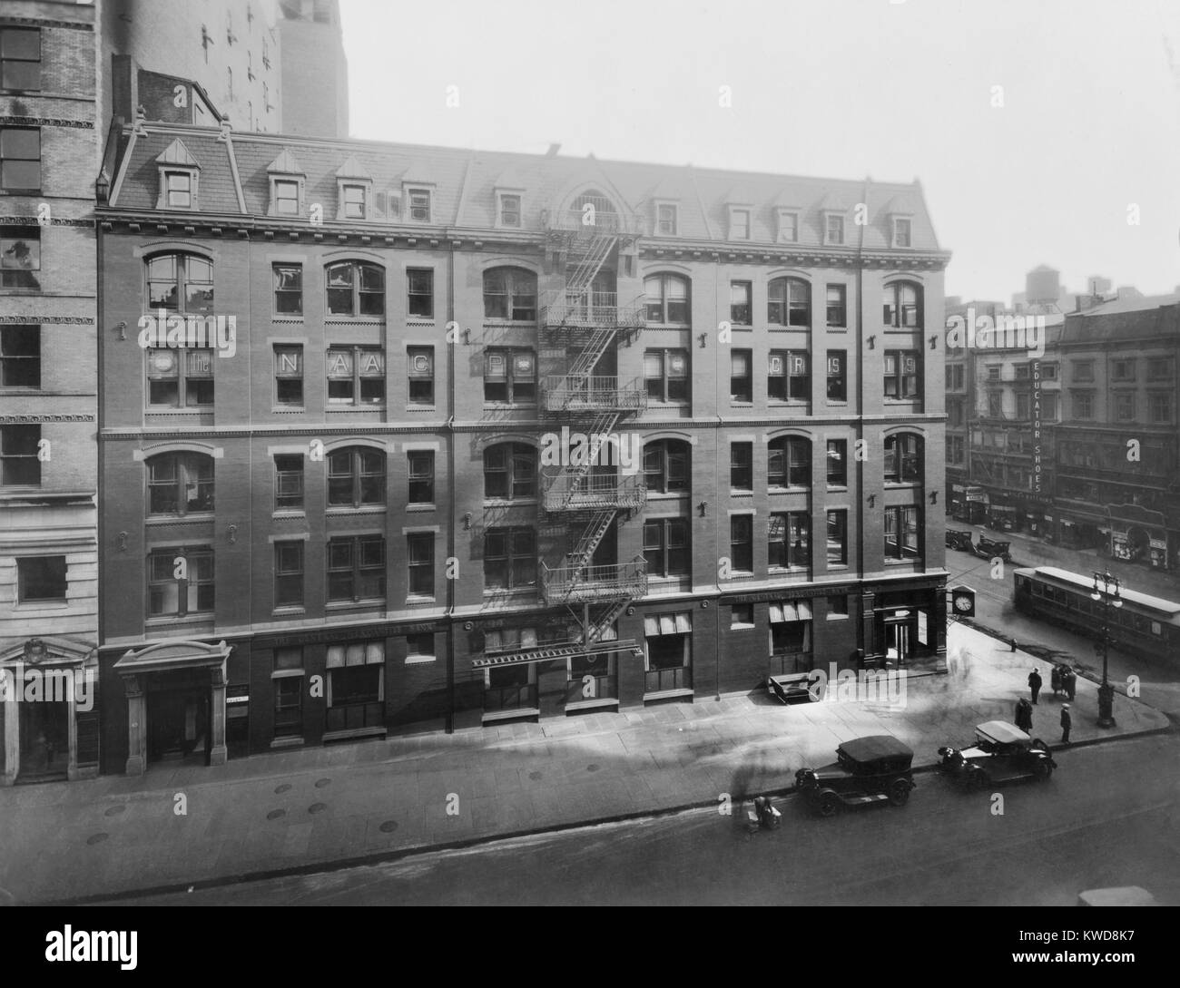 Die nationale Vereinigung für die Förderung der Farbiger (Naacp) und Krise Magazin Büros. Bei 69 Fifth Avenue, New York City. Ca. 1925. (BSLOC 2015 16 144) Stockfoto