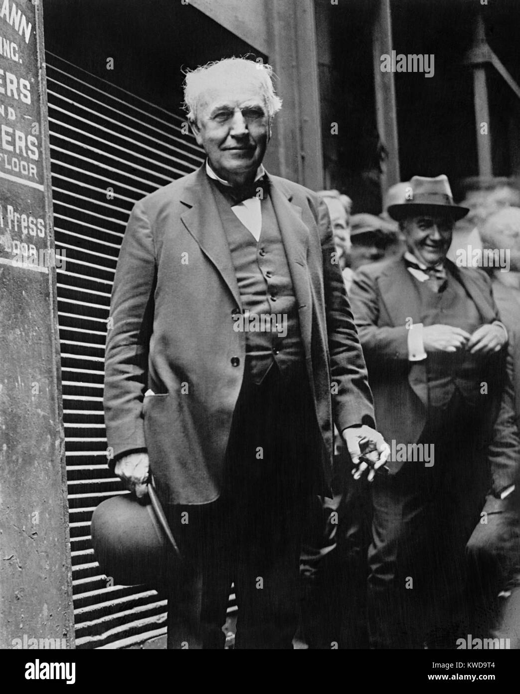 Thomas Edison, amerikanischer Erfinder und Ingenieur im Jahre 1925. Er erfand die Plattenspieler, die Motion picture Camera und nachhaltige elektrische Glühbirne (BSLOC 2016 10 7) Stockfoto