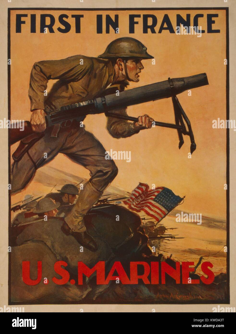 Weltkrieg 1. Zuerst in Frankreich - USA Marines. 1917 recruiting Poster mit einem Marine Mörser mit in den Kampf. Eine symbolische Gruppe von Marines in Frankreich im Juli 1917 eingegangen, aber die meisten amerikanischen Soldaten nicht im Kampf teilnehmen, bis zum Frühjahr 1918. (BSLOC 2013 1 146) Stockfoto