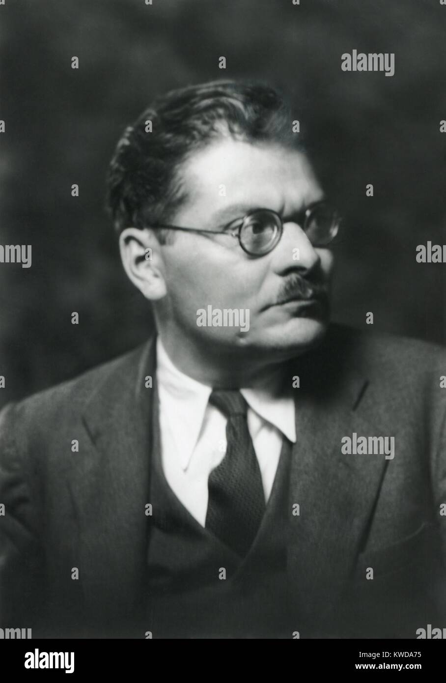 Jose Clemente Orozco, mexikanischer Maler, die politischen Ursachen von Bauern und Arbeitern gefördert. Zusammen mit Gefährten Wandmaler Diego Rivera, David Alfaro Siqueiros, Orozco erhöhten die Kunst der Wandmalerei. 1932 Portrait von Arnold Genthe (BSLOC 2016 7 16) Stockfoto