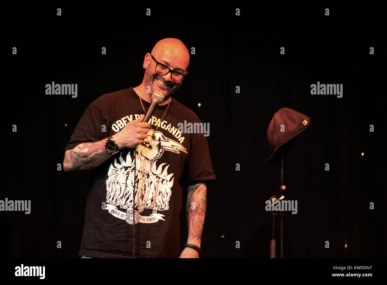 Komiker, Tamer Kattan, auch bei der Voodoo Zimmer. Am 8. August 2014, beim Edinburgh Festival Fringe, Edinburgh, Schottland Stockfoto