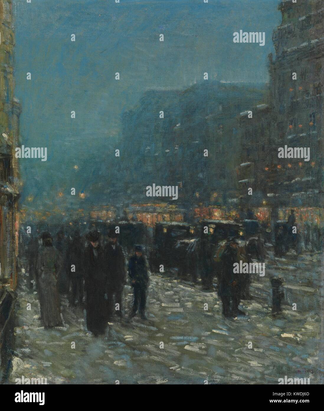 BROADWAY UND 42ND STREET, von Childe Hassam, 1902, Amerikanische Malerei, Öl auf Leinwand. Winter Abend in Longacre Square (Aka Times Square) mit Fußgängern auf schneebedeckten Gehwegen gegen das Leuchten von elektrischem Licht, und Pferd Kabinen in der Jahrhundertwende New York City (BSLOC 2017 9 21) Stockfoto