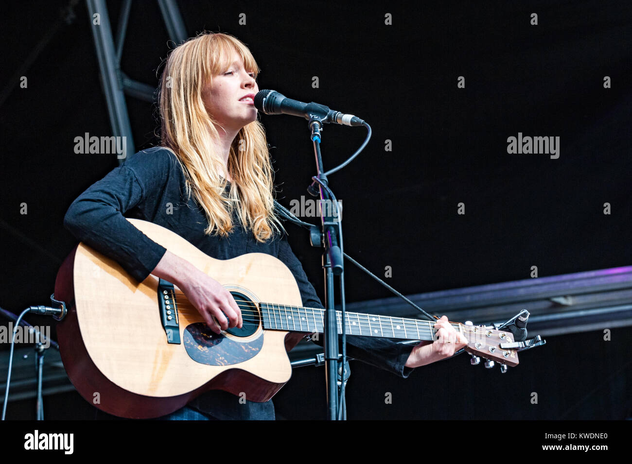 Lucy Rose bei Coventry Godiva Festival, Coventry, Großbritannien im Juli 2017. Stockfoto