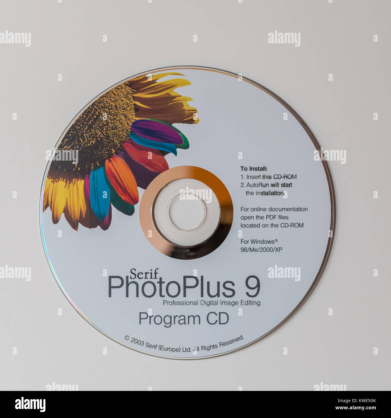 Vintage-Installations-CD, Serif PhotoPlus 9 Fotos bearbeiten Stockfoto