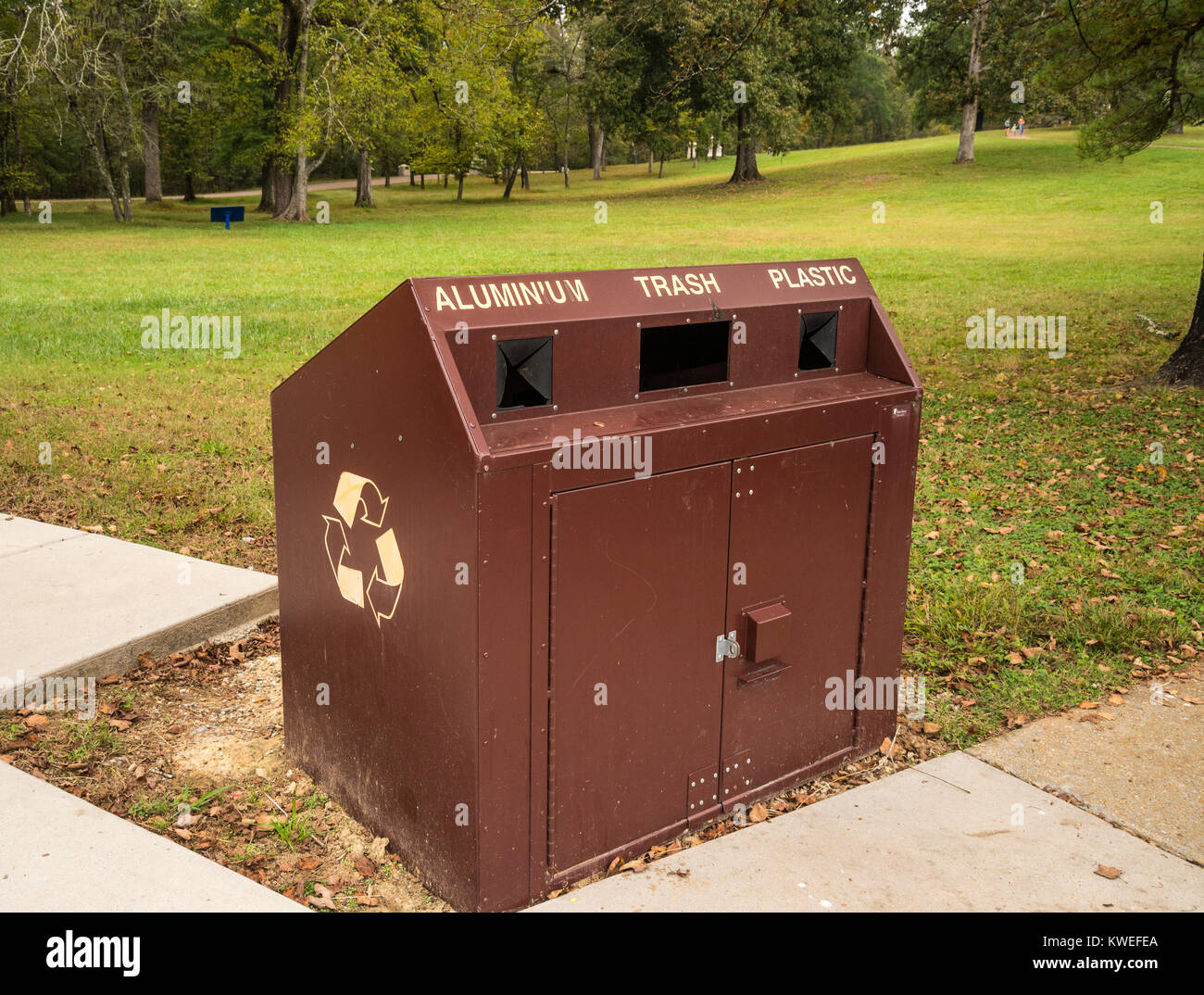 Recycling Box am Nationalpark. Stockfoto