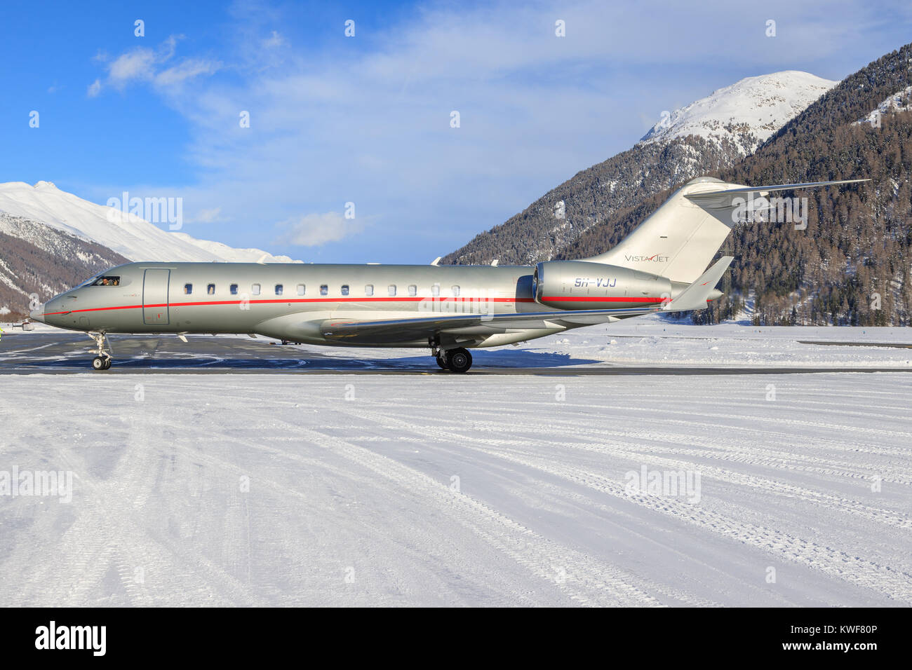 Samedan/Switzerlad: 9H - VJJ - Bombardier Global 6000 - VistaJet in Samedan/Schweiz 18.02.2017 Stockfoto