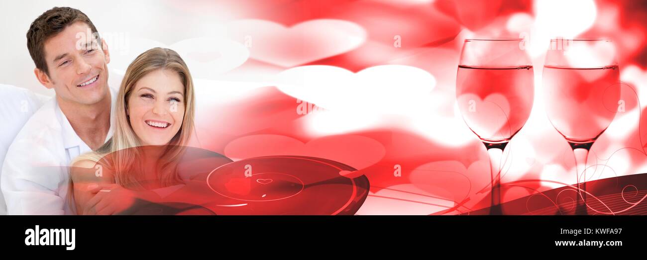 Paar mit valentinstag Liebe Übergang Weingläser Stockfoto