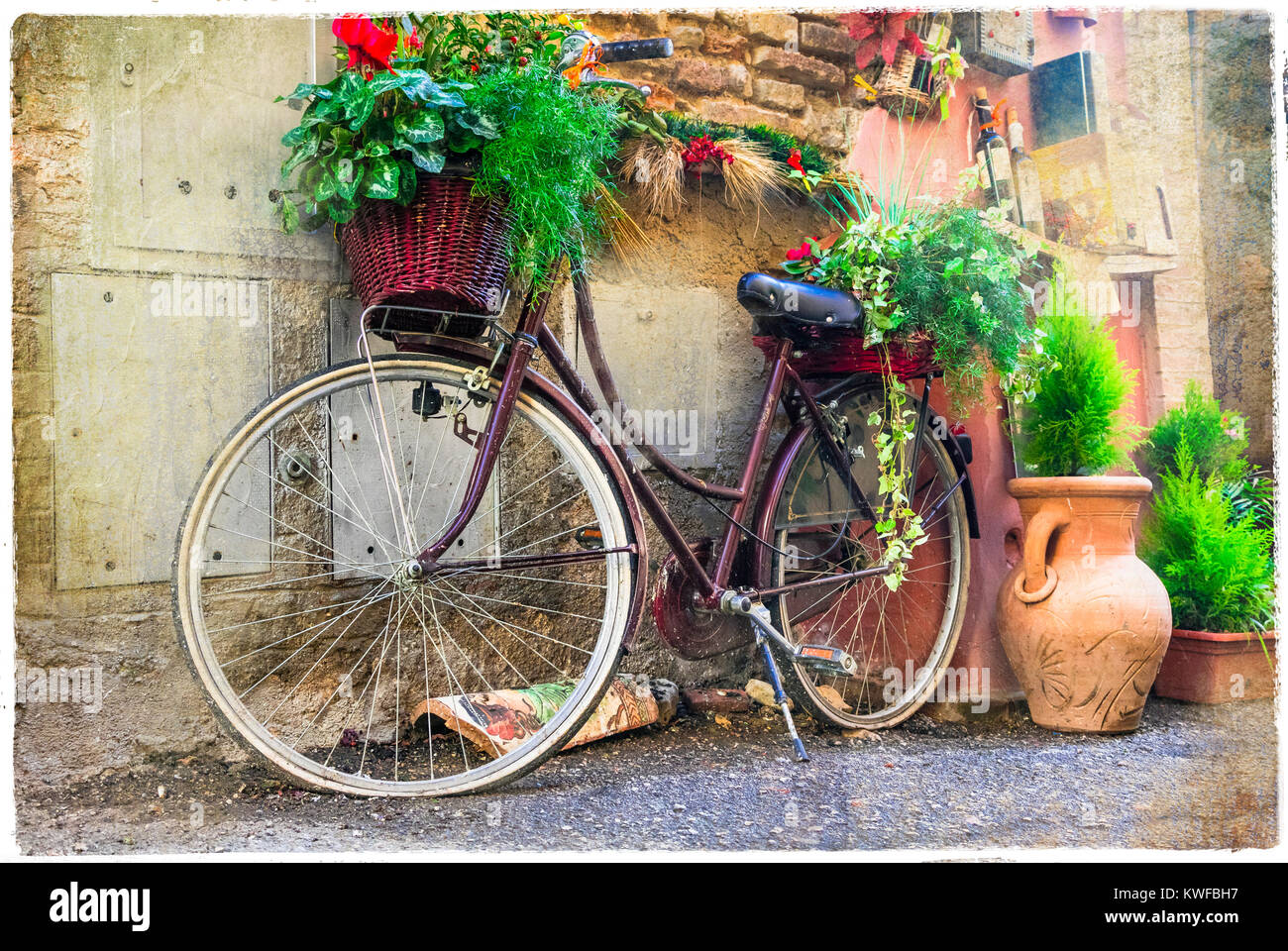 Alte Straßen der italienischen Dorf, Ansicht mit alten Fahrrad. Stockfoto