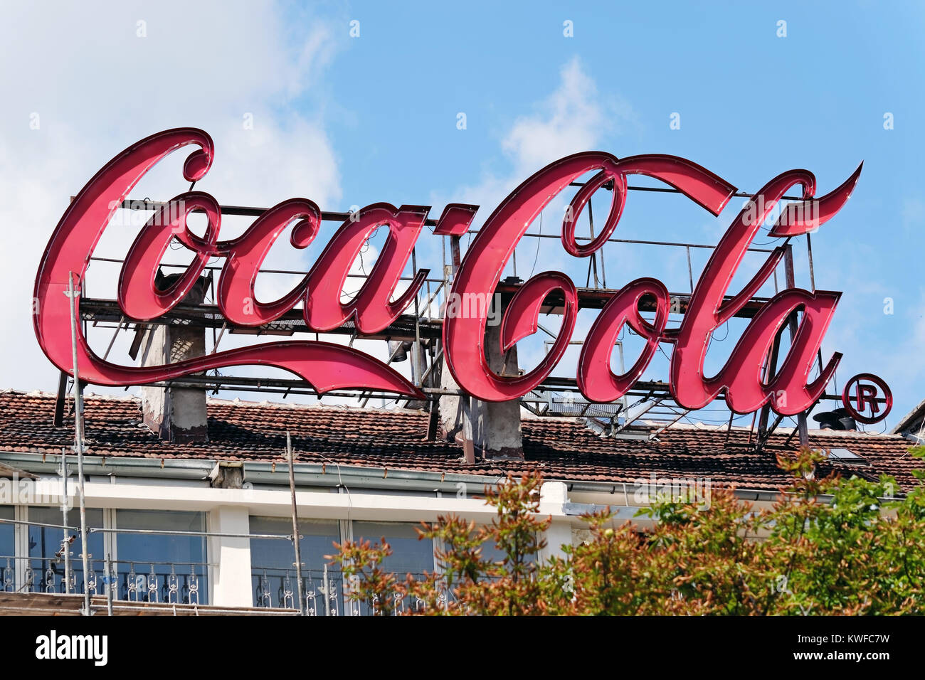 Sofia, Bulgarien - 04. Juli 2017: Retro Vintage Logo von Coca-Cola-Amerikanischen kohlensäurehaltige alkoholfreie Getränke Hersteller mit Sitz in Atlanta, Georgia Stockfoto