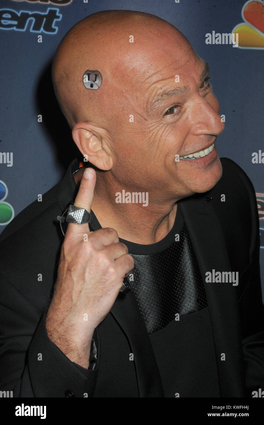 New York Ny August 13 Howie Mandel Besucht Die America S Got Talent Post Zeigen Rote Teppich