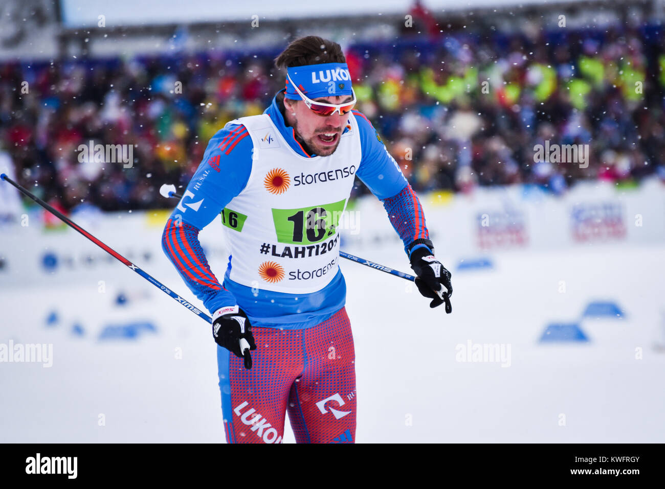 Sergey Ustiugov (Russland) Finishing letzten Metern von Team Sprint, 2017 Nordische Ski-WM, Lahti, Finnland. Seine Mannschaft gewann. Stockfoto