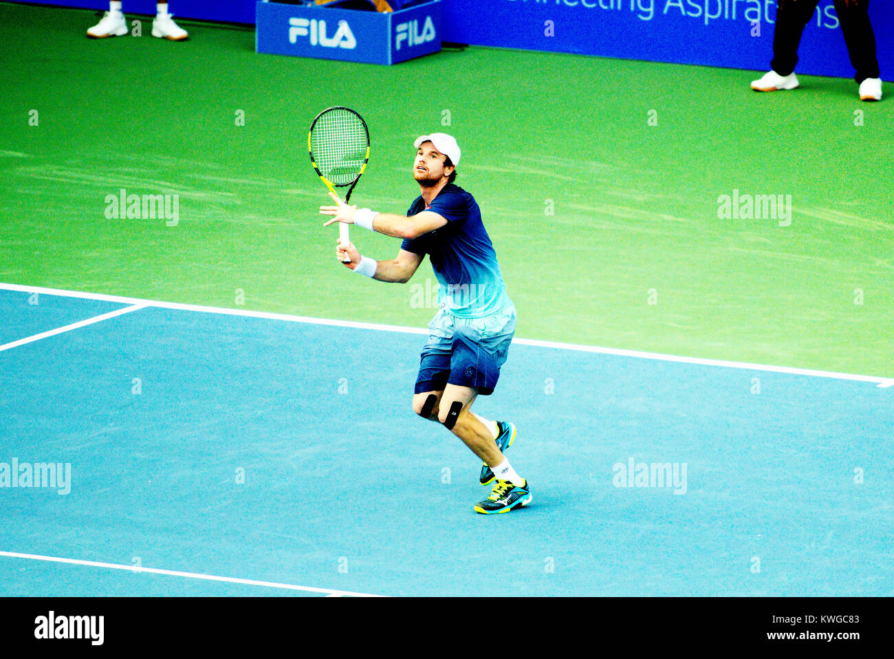 Pune, Indien. 2 Jan, 2018. Blaz Kavcic Sloweniens in Aktion in der ersten Runde der Konkurrenz Singles bei Tata Open Maharashtra am Mahalunge Balewadi Tennis Stadium in Pune, Indien. Credit: karunesh Johri/Alamy leben Nachrichten Stockfoto