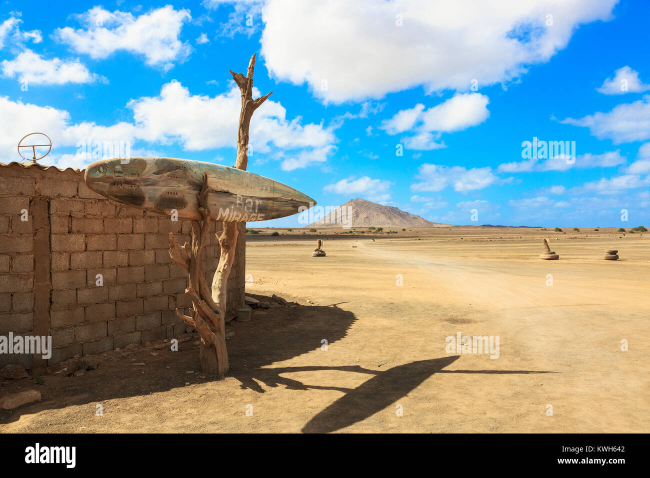 Bar Mirage auf Terra Boa Wüste in der Nähe von Monte Grande, der Insel Sal, Salinas, Kap Verde, Afrika Stockfoto