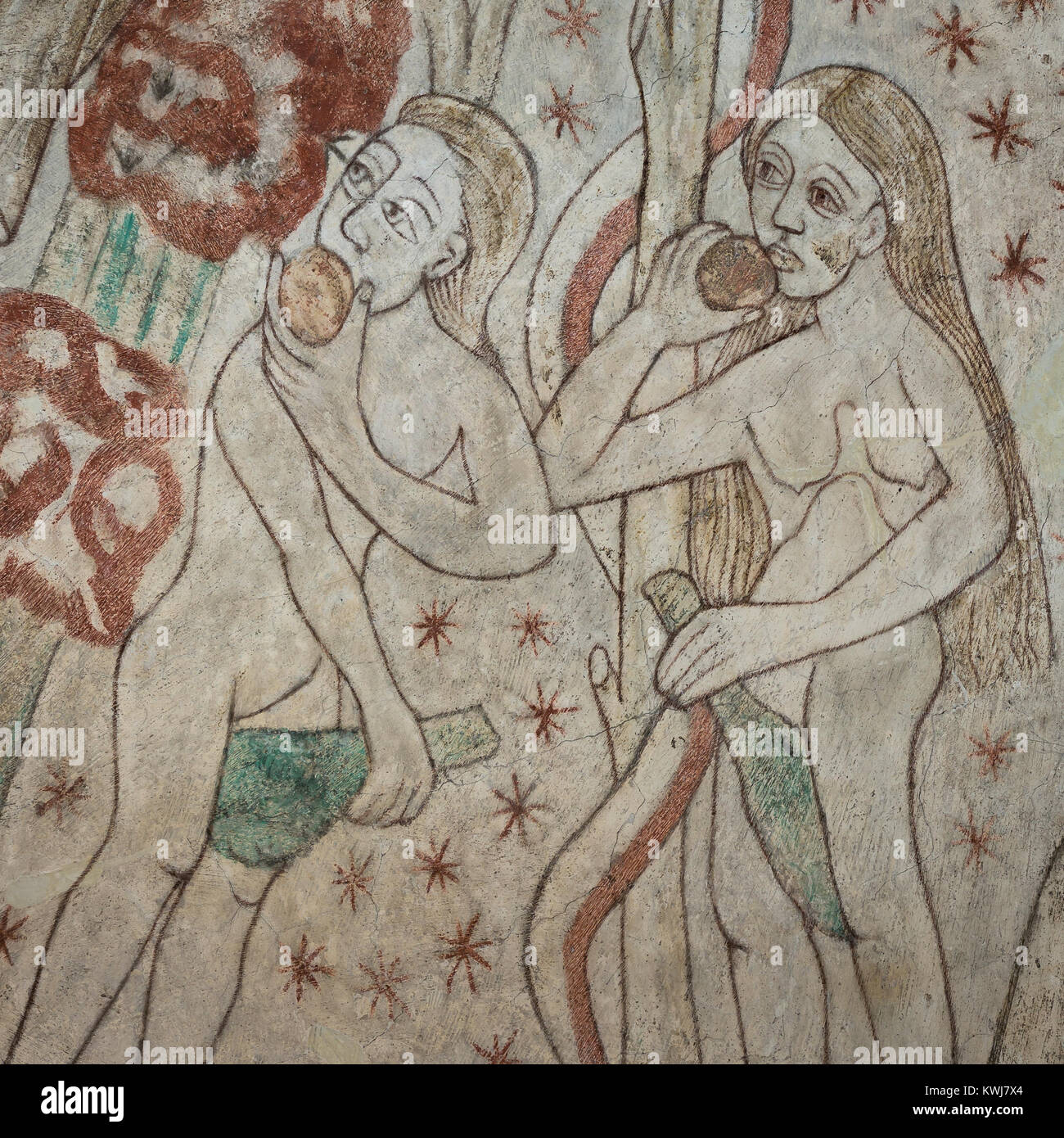 Adam und Eva im Garten Eden, essen einen Apfel, eine mittelalterliche Wandmalerei in Draby Kirche, Dänemark, 2. Januar 2018 Stockfoto