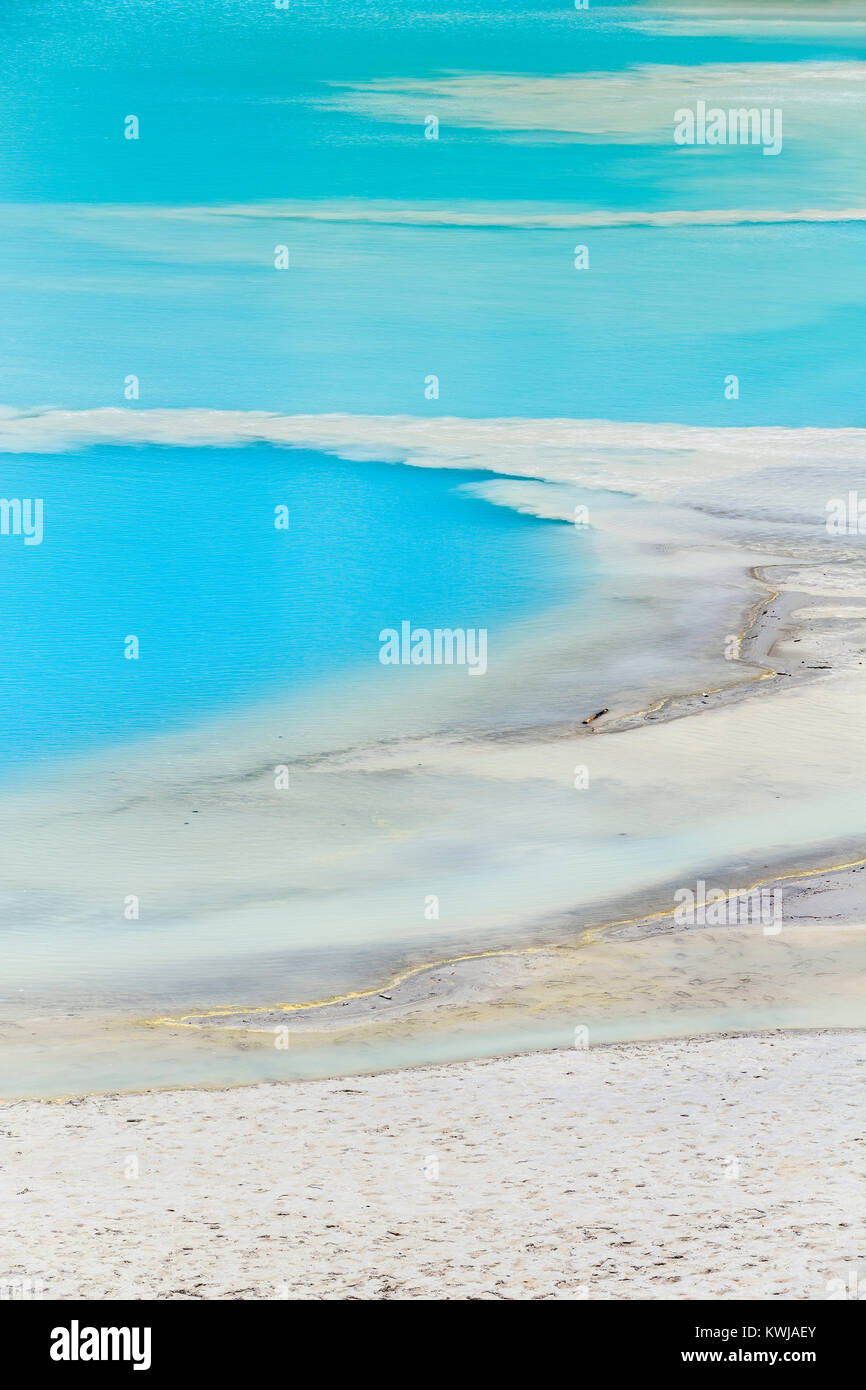 Das Delta auf dem Lake Louise, gebildet durch den Schlick aus Türkisblauen eiszeitliche Schmelzwasser, Banff National Park, Alberta, Kanada. Stockfoto