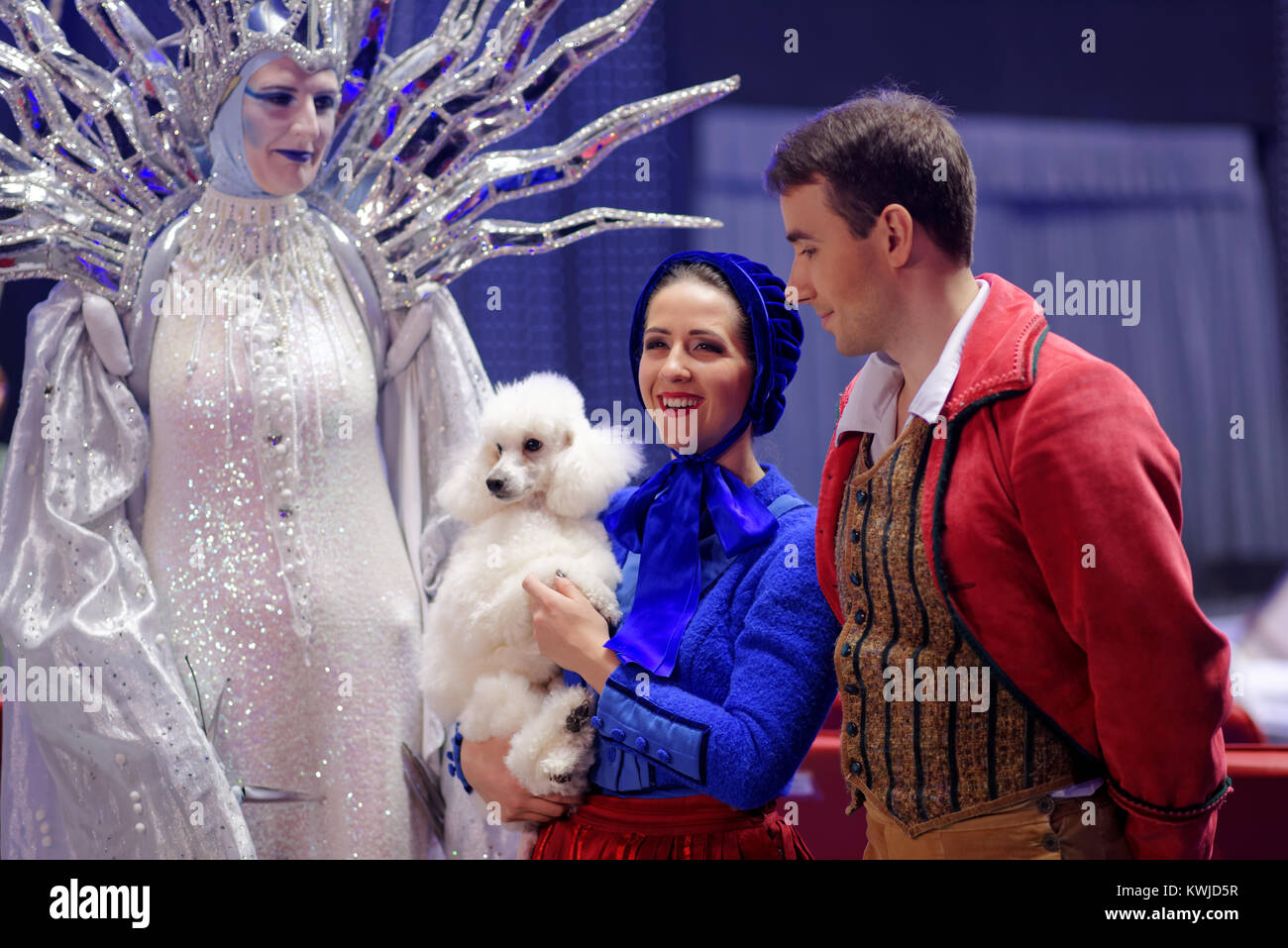 Die Akteure der Show Snow Queen von großen Moskauer Zirkus auf der Pressekonferenz zur Premiere in St. Petersburg, Russland gewidmet Stockfoto