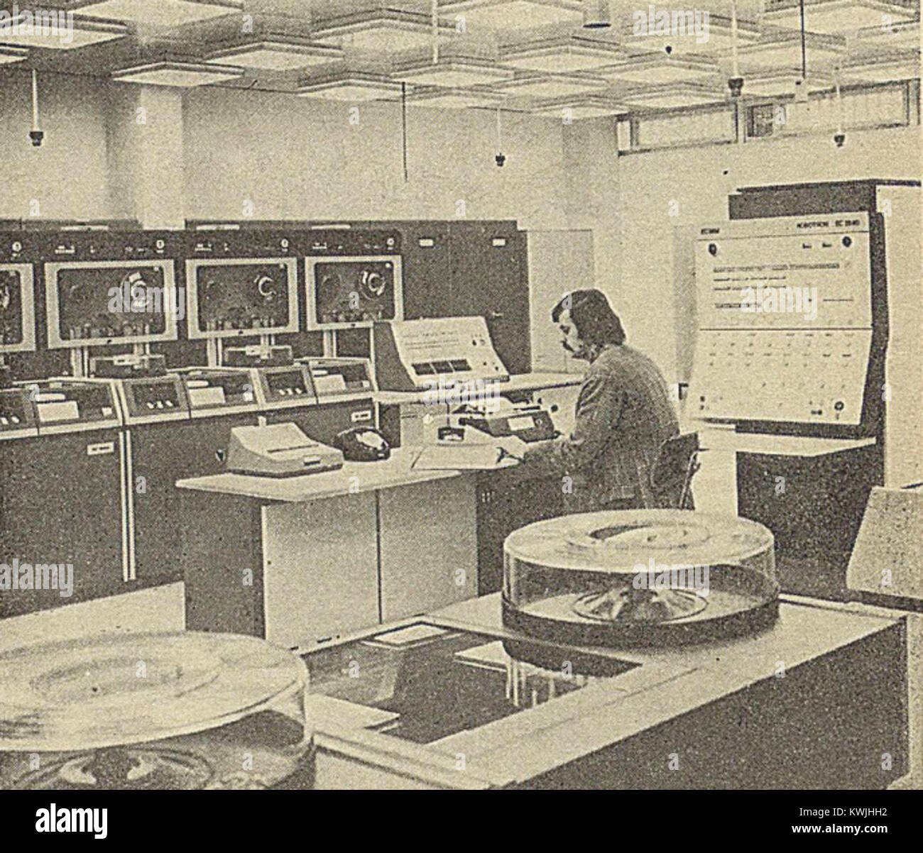 Die JS 1040 Robotron war eine Schreibmaschine, die in der DDR von VEB Robotron produziert wurde und das technologische Design von Bürogeräten repräsentiert, die in den 1970er Jahren hergestellt wurden Stockfoto