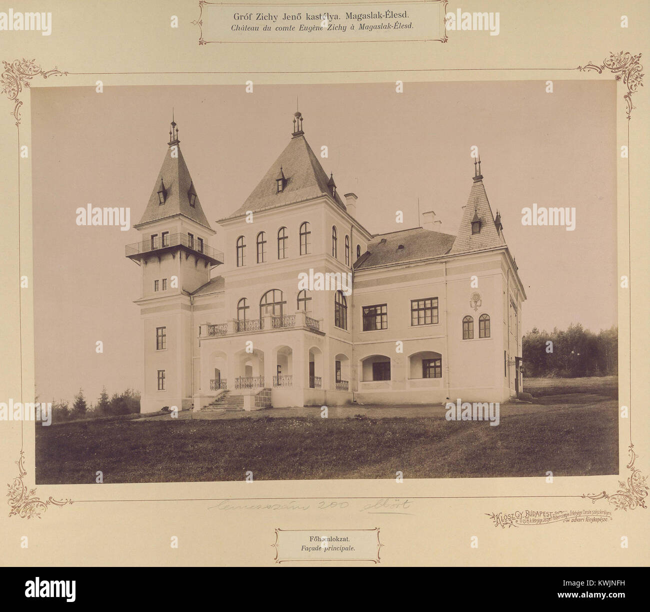 Zichy Jenő gróf vadászkastélyának főhomlokzata. Eine felvétel között készült 1895-1899. Eine kép forrását kérjük so Fortepan - Budapest F0062 Stockfoto
