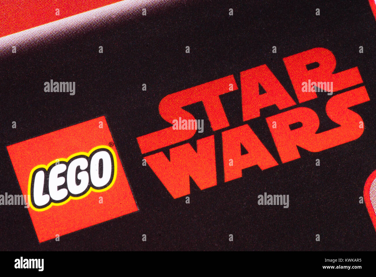 LONDON, Großbritannien - 18. Dezember 2017: Die Lego Star Wars Logo gedruckt in einem Tesco Spielzeug Katalog, am 18. Dezember 2017. Stockfoto