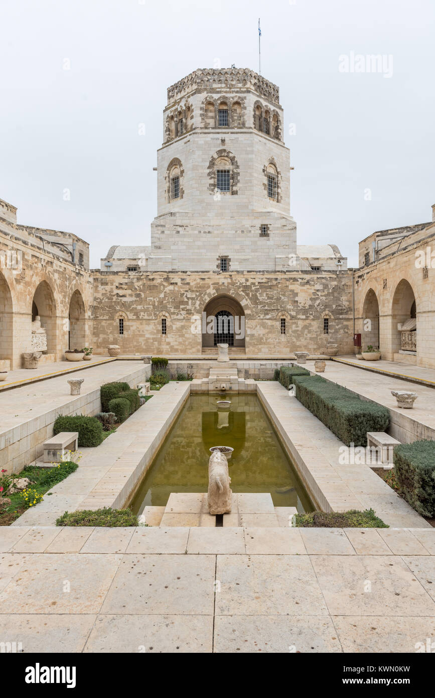 Israel, Jerusalem, vom 28. Dezember 2017: Rockefeller Museum, früher die Palästina archäologische Museum in Ostjerusalem Stockfoto