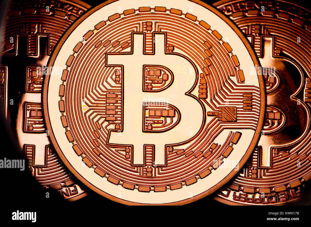 Bitcoin cryptocurrency/payment System (Kupfer Bitcoin Commemorative Runde .999 Bullion) elektronische Währung Stockfoto