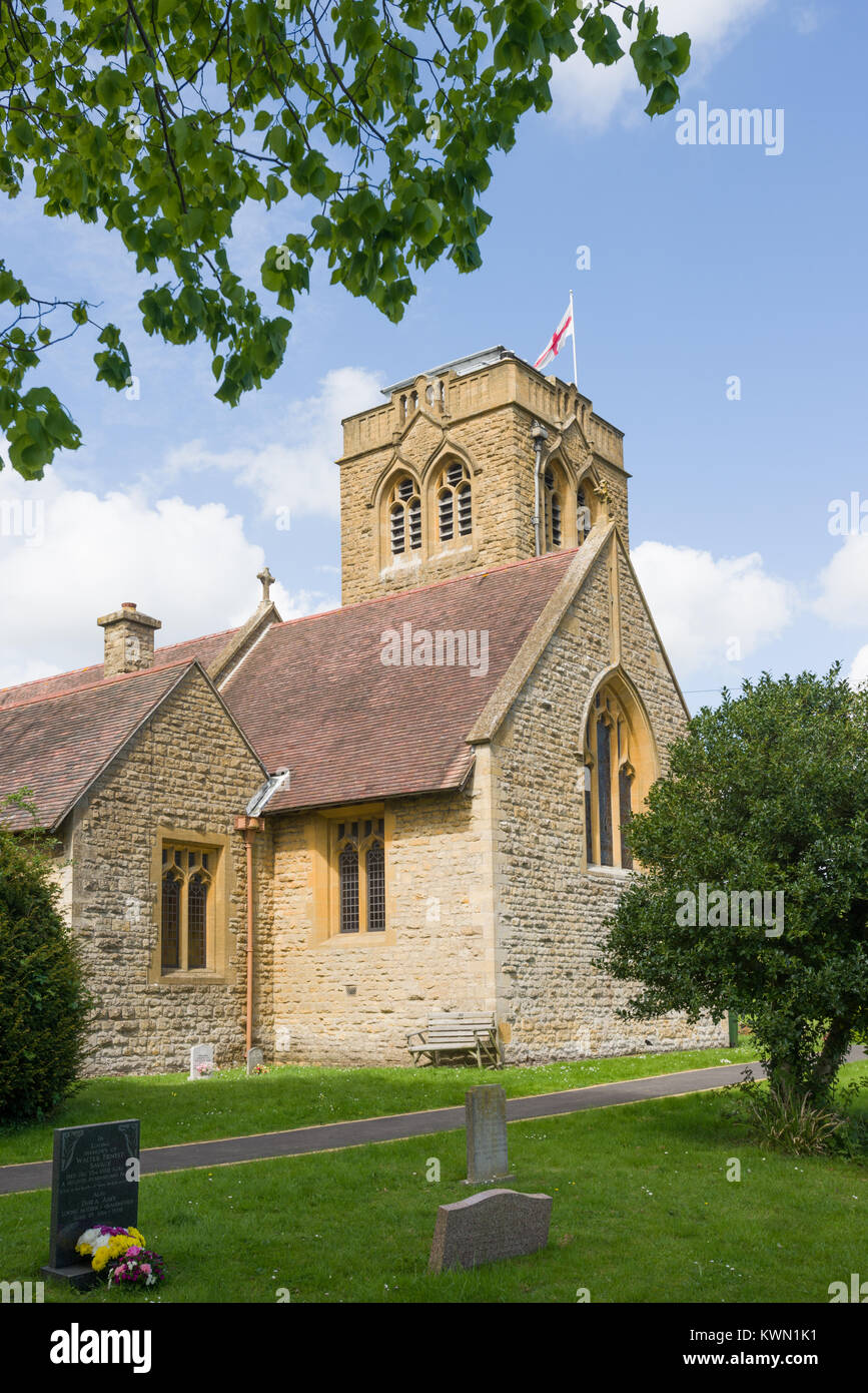 Heilige Dreifaltigkeit und St. Thomas von Canterbury Kirche, Ettington, Warwickshire, England, Vereinigtes Königreich Stockfoto