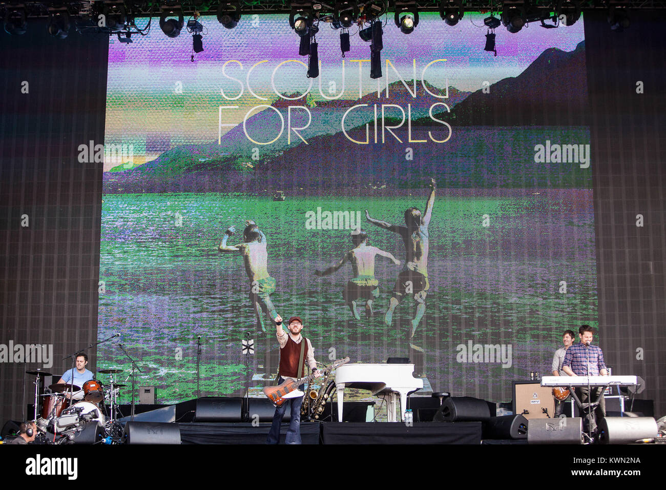 Die Englische indie rock Band Scouting für Mädchen führt ein Live Konzert auf der großen Bühne an der Barclaycard britischen Sommer Festival 2014 am Hyde Park, London. De 06.07.2014. Stockfoto