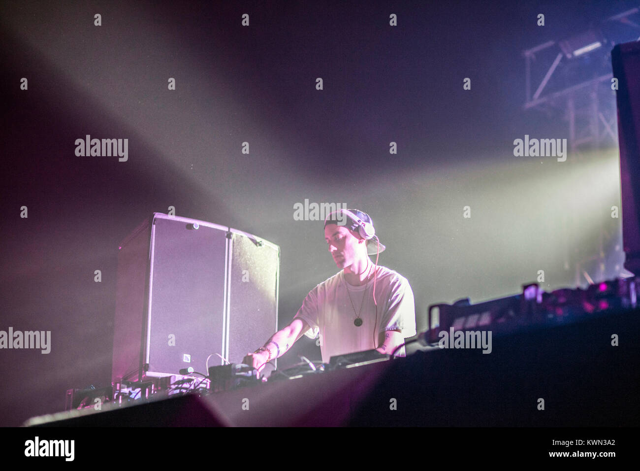 Die amerikanische elektronische Musiker, DJ und multi-Künstler Jimmy Edgar führt einen Live-DJ - bei der British Music festival Lovebox 2015 in London. Vereinigtes Königreich, 17/07 2015. Stockfoto