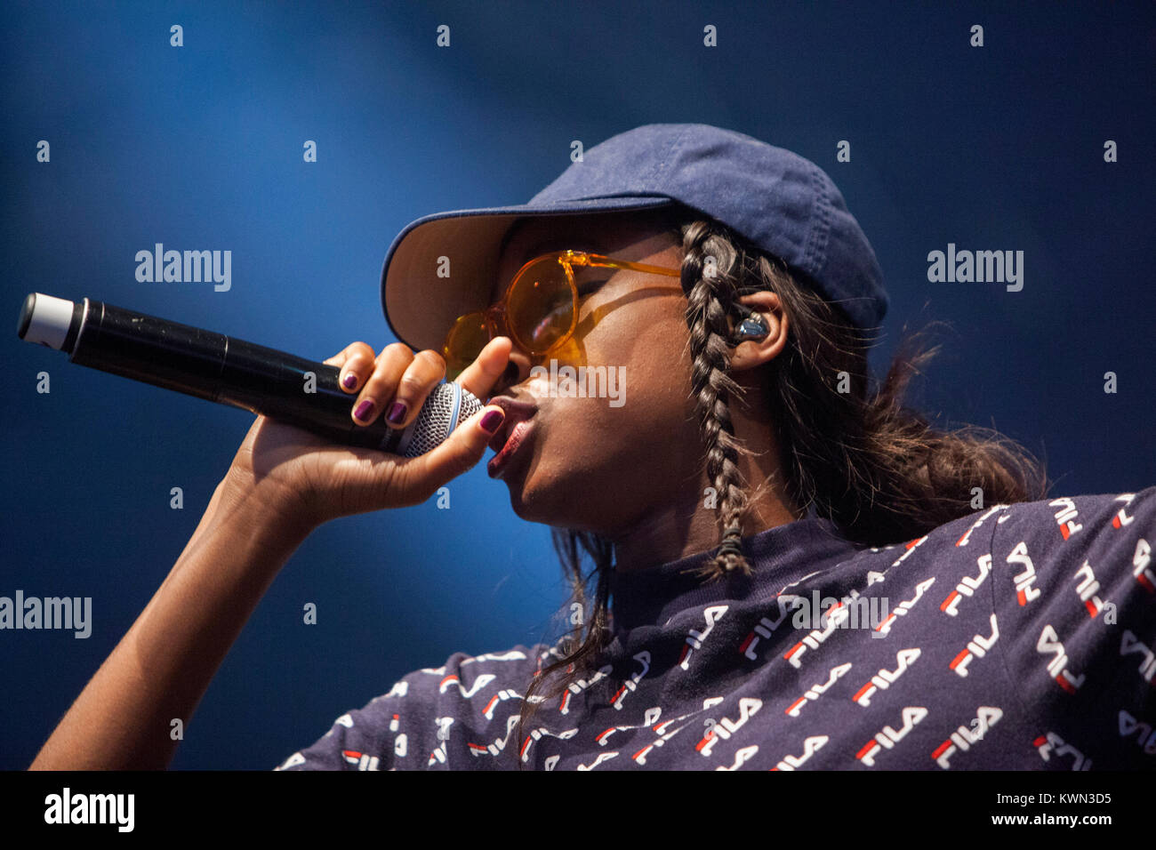 Die englische Rapper, Schauspielerin und Musikerin Simbi Ajikawo ist besser von ihr Name wenig Simz bekannt und wird hier dargestellt, an der deutschen Musik Festival Splash! Festival 2015 Ferropolis in Gräfenhainichen. Deutschland, 12/07 2015. Stockfoto