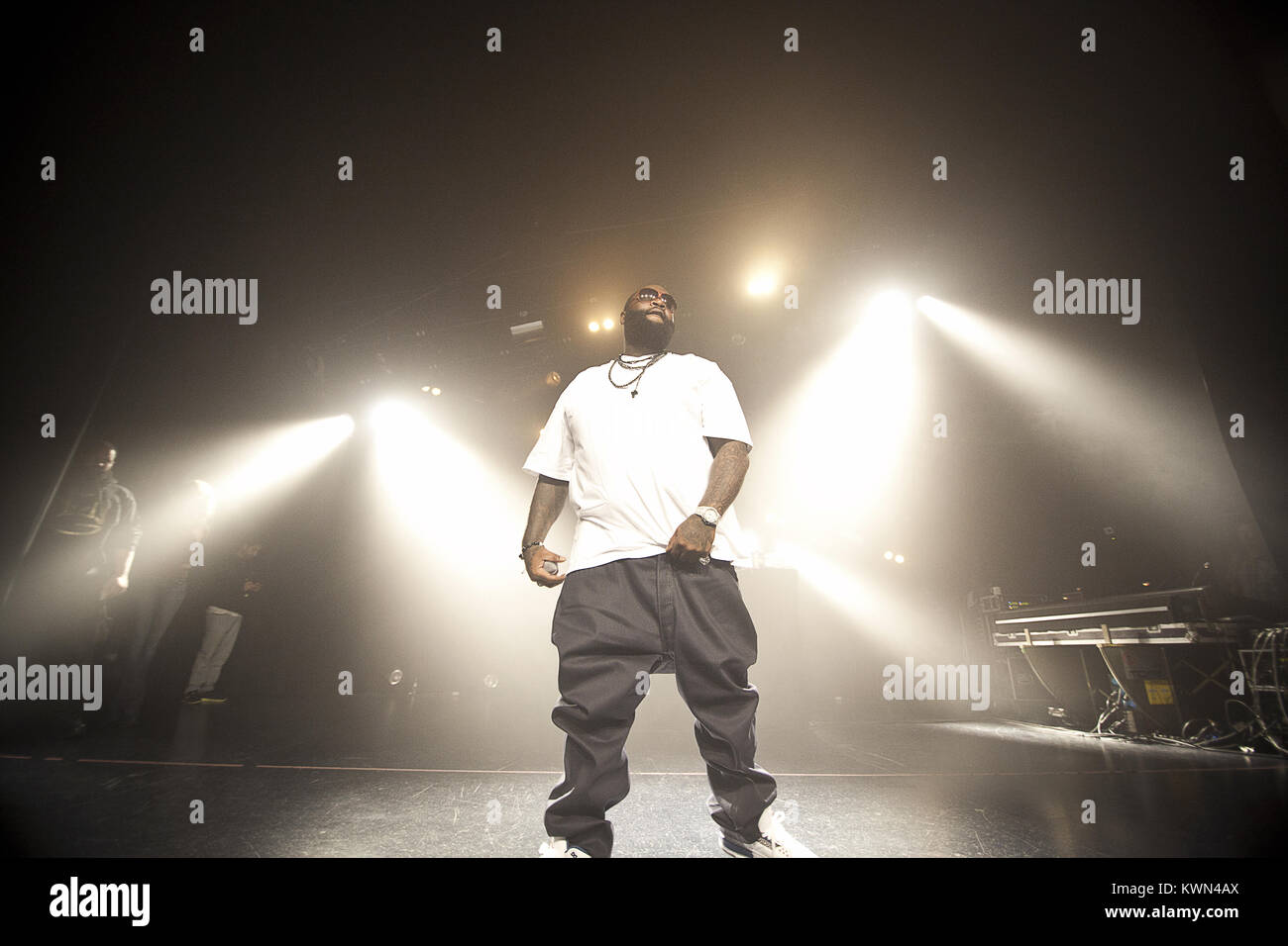 Der amerikanische Rapper William Leonard Roberts II ist besser bekannt unter seinem Künstlernamen Rick Ross und ist hier abgebildet live auf der Bühne bei einem Konzert bei VEGA in Kopenhagen. Dänemark 21/06 2011. Stockfoto