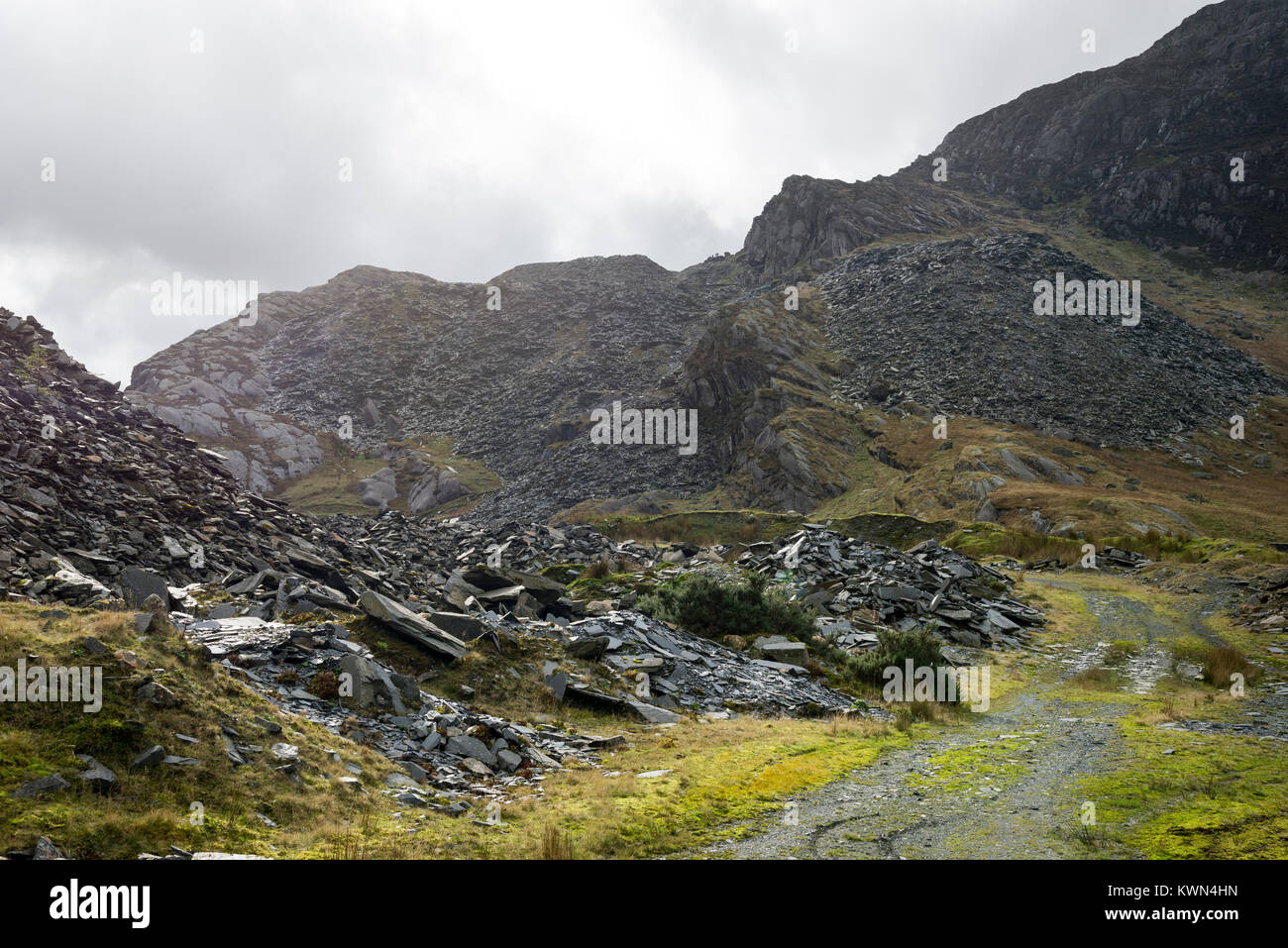 Dramatische Landschaft bei Cwmorthin Steinbruch in der Nähe von Blaenau Ffestiniog, North Wales. Stockfoto