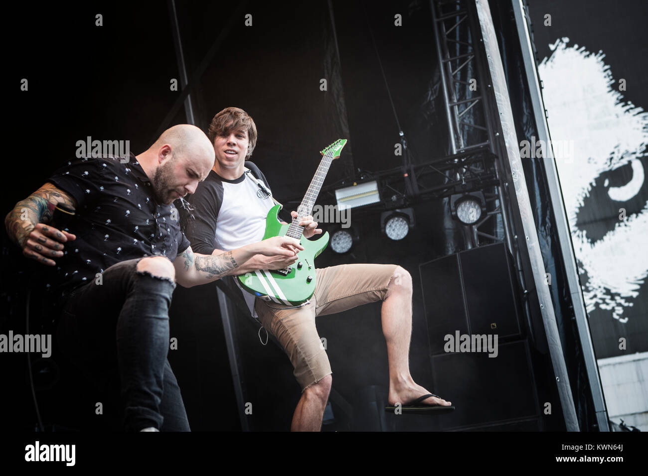 Der amerikanische christliche Metalcore-Band August Burns Red führt ein Live Konzert in der dänischen Heavy Metal Festival Copenhell 2016 in Kopenhagen. Hier Sänger William Jacob "Jake" luhrs wird gesehen, live auf der Bühne mit Gitarrist John Benjamin 'JB' Brubaker. Dänemark, 23/06 2016. Stockfoto