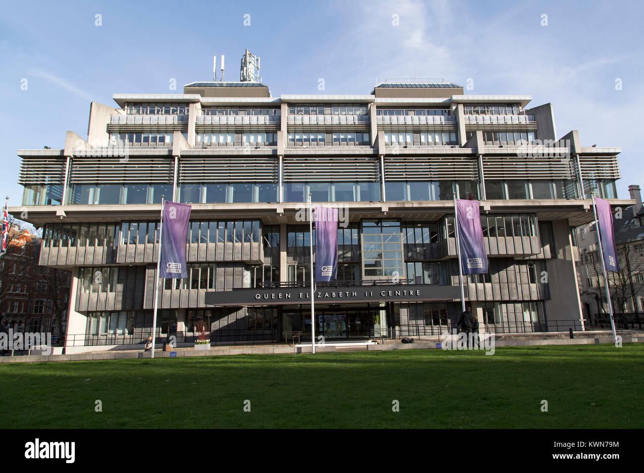 Die Königin Elizabeth II. in London, England. Das Gebäude in der Westminster hosts Konferenzen und Veranstaltungen. Stockfoto