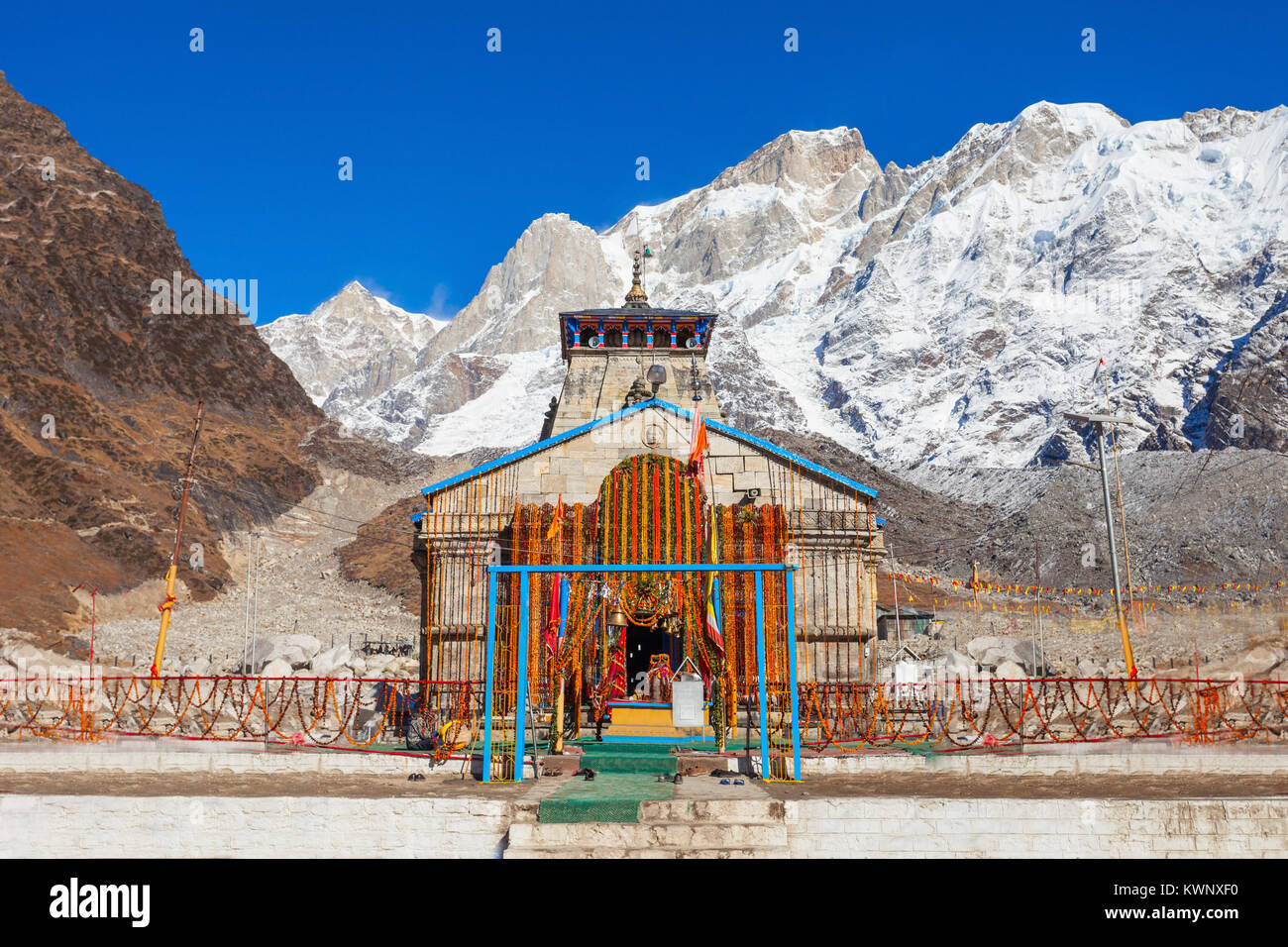 Kedarnath-Tempel ist ein hinduistischer Tempel zu Lord Shiva, die im Garhwal Himalaya, Indien gewidmet. Stockfoto