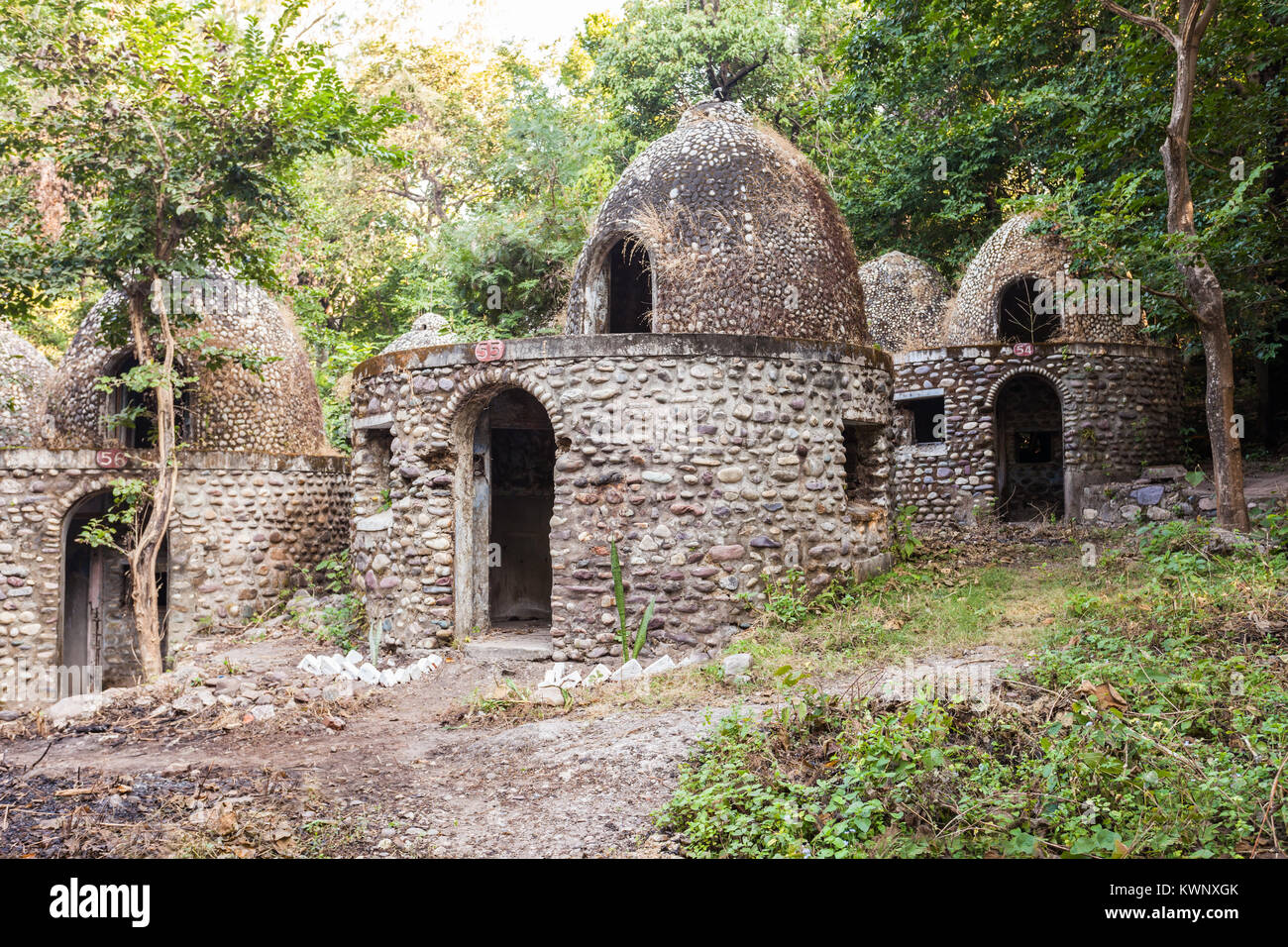 Maharishi Mahesh Yogi Ashram (Beatles) Ashram in Rishikesh, Indien Stockfoto