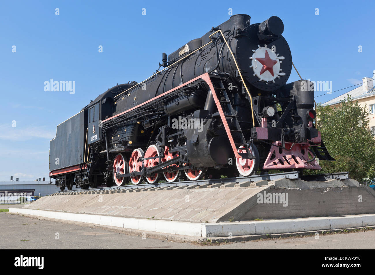 Kotlas, Oblast Archangelsk, Russland - 12. August 2016: Denkmal für Lok-worker L -5129 an der Station Square in Kotlas, Archangelsker Region Stockfoto