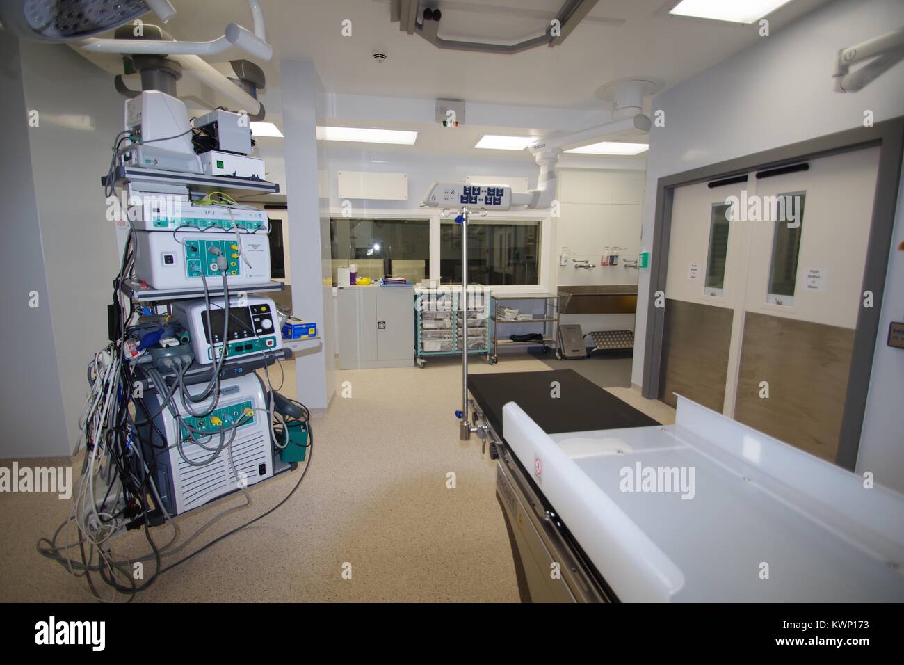 Erweiterte OP-Tisch in einem modernen britischen Krankenhaus Op. Dezember, 2017. Stockfoto