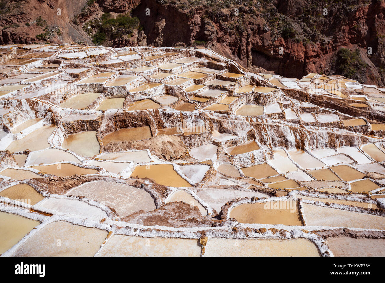 Salinas de Maras, Pre Inca traditionelle Salzbergwerk in Peru Stockfoto
