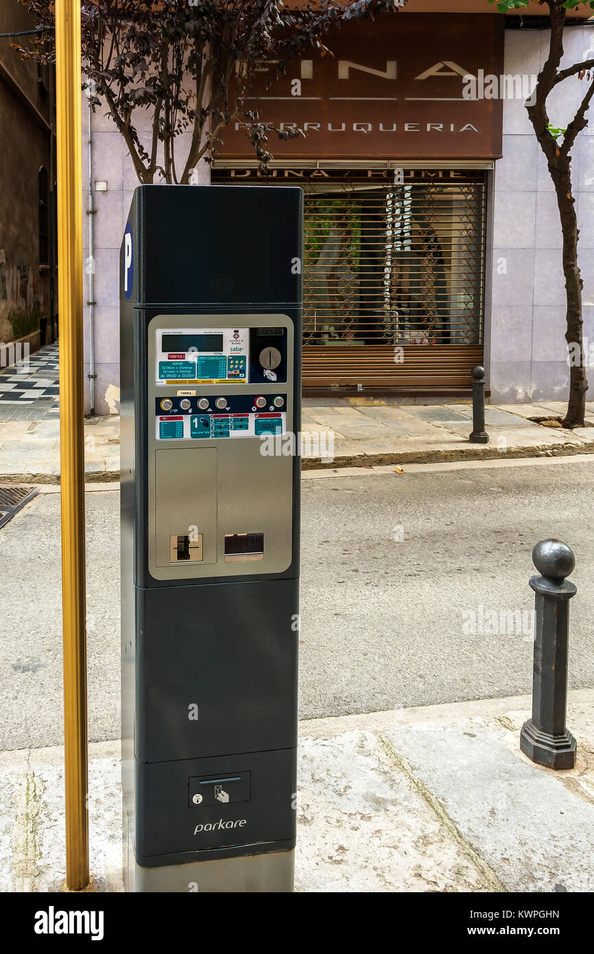 Spanien, Blanes - 14.09.2017: ein Gerät für das Sammeln von Geld für Parken (Blanes, Spanien) Stockfoto