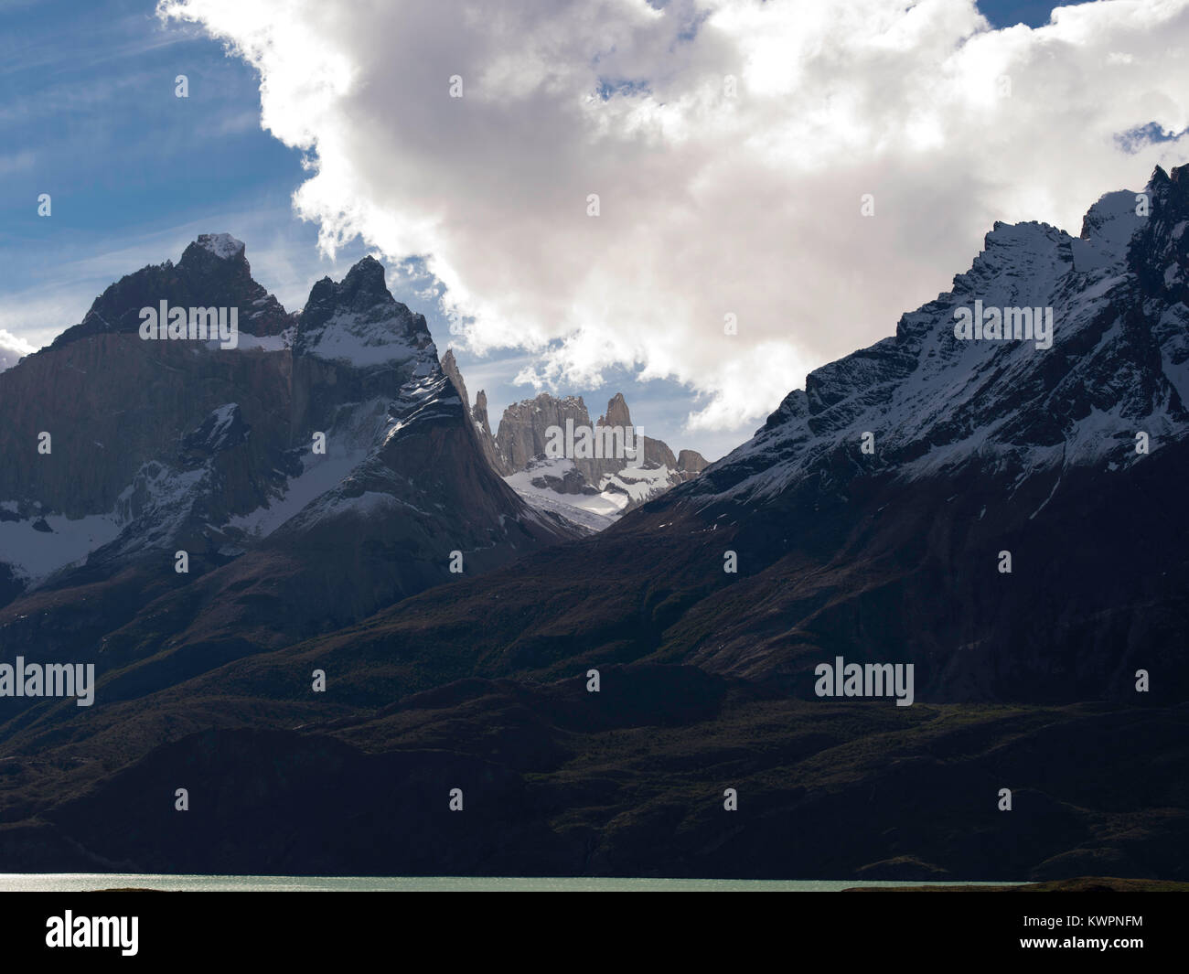 Blick auf majestätische Torres del Paine Nationalpark, Chile. Stockfoto