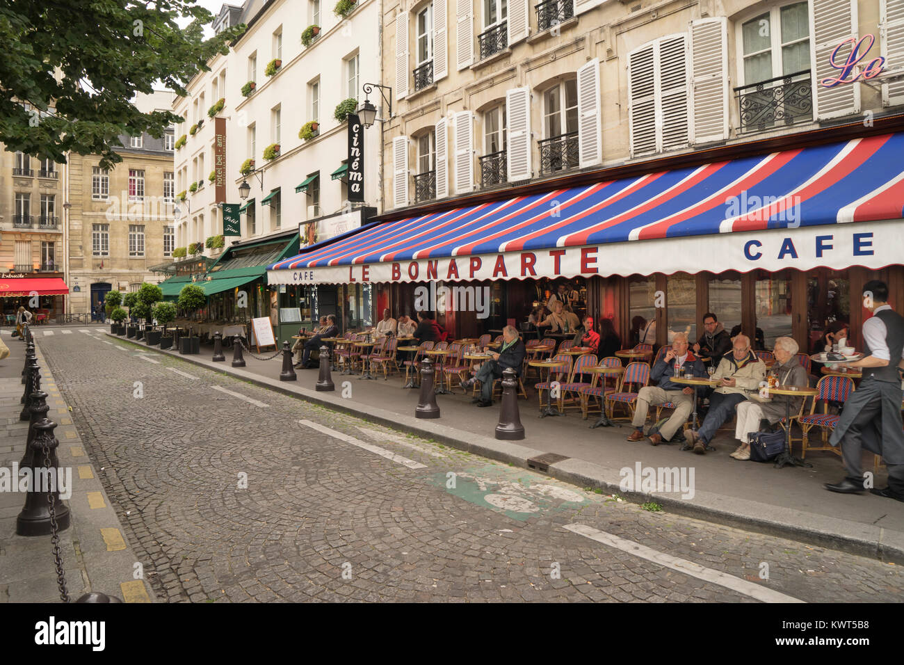 Café/Restaurant Le Bonaparte in Saint Germain des Pres Stockfoto