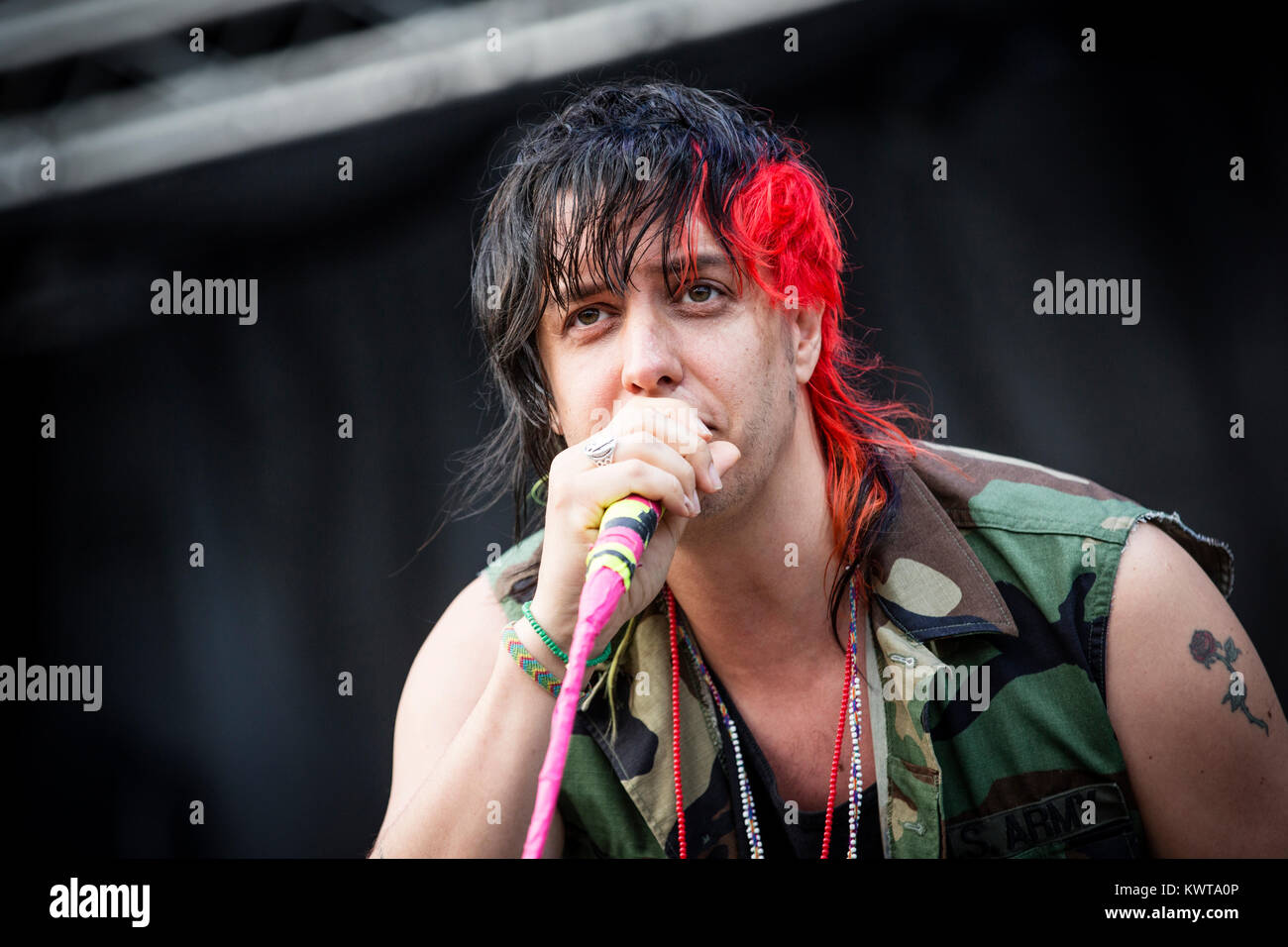 Der amerikanische Sänger, Songwriter und Musiker Julian Casablancas führt ein Live Konzert mit seiner Band die Voidz in der spanischen Musik Festival Primavera Sound 2015 in Barcelona. Spanien, 29/05 2015. Stockfoto