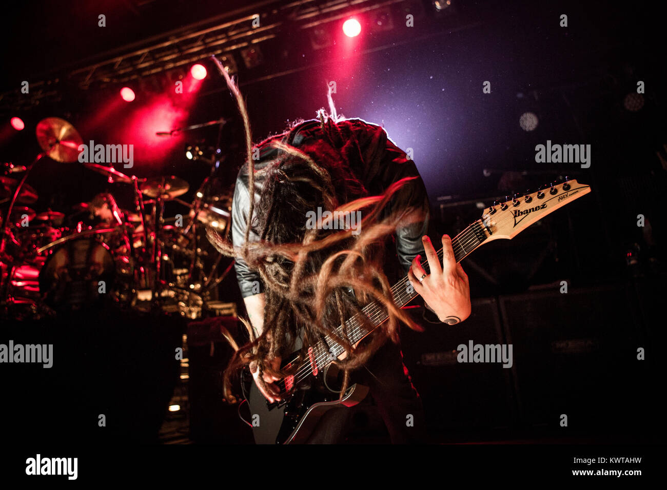 Die amerikanische heavy metal band Korn (stilisierte KoЯn) führt ein Live Konzert in den Amager Bio in Kopenhagen. Im Bild: Musiker und Gitarrist James "MUNKY" Shaffer. Dänemark 08/05 2014. Stockfoto