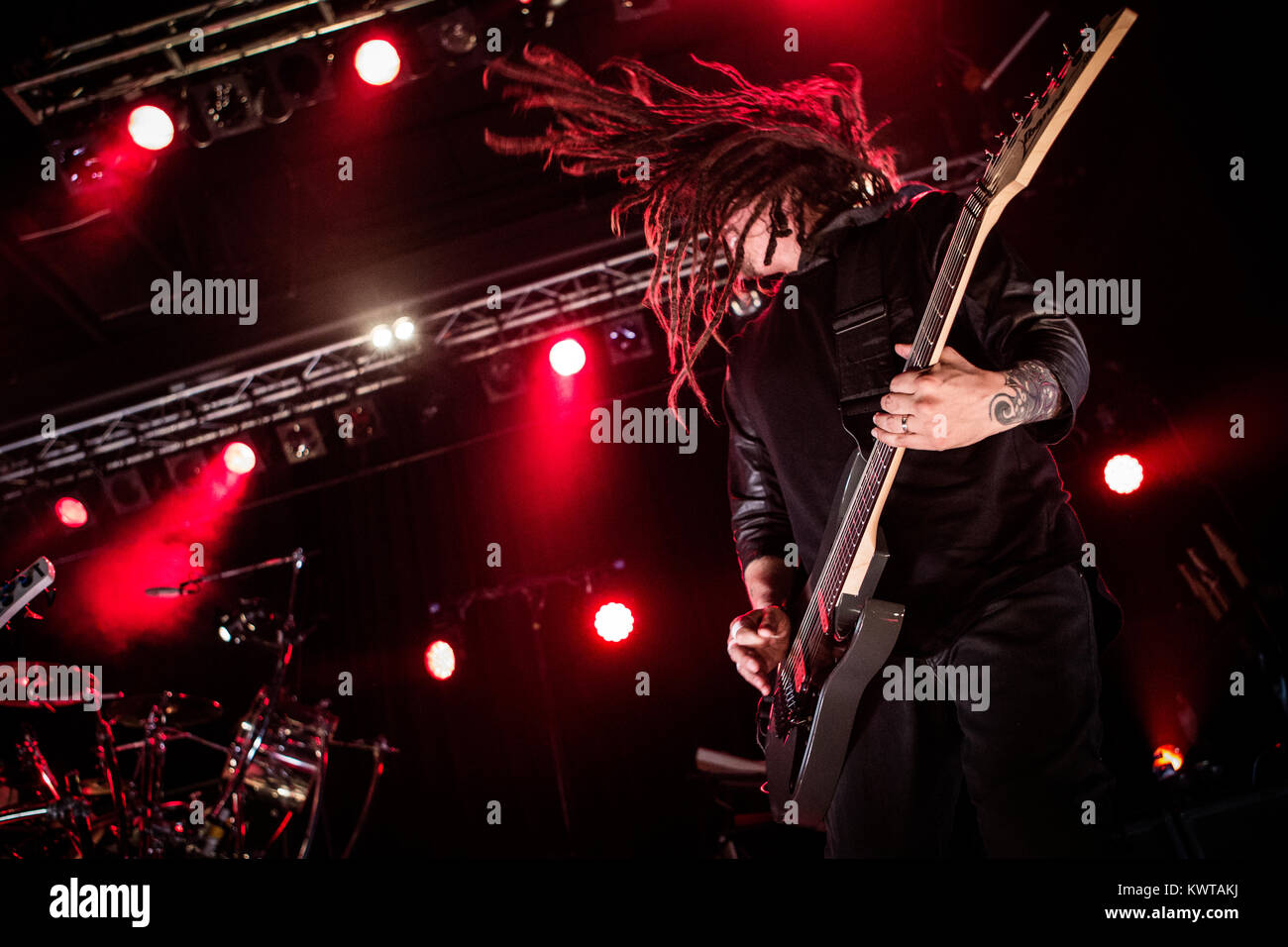 Die amerikanische heavy metal band Korn (stilisierte KoЯn) führt ein Live Konzert in den Amager Bio in Kopenhagen. Im Bild: Musiker und Gitarrist James "MUNKY" Shaffer. Dänemark 08/05 2014. Stockfoto