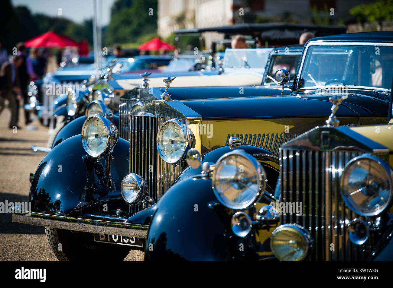 Classic & Oldtimer auf dem Display während der Concours der Eleganz in Hampton Court Palace Stockfoto