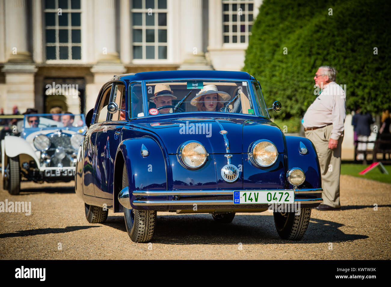 Classic & Oldtimer auf dem Display während der Concours der Eleganz in Hampton Court Palace Stockfoto